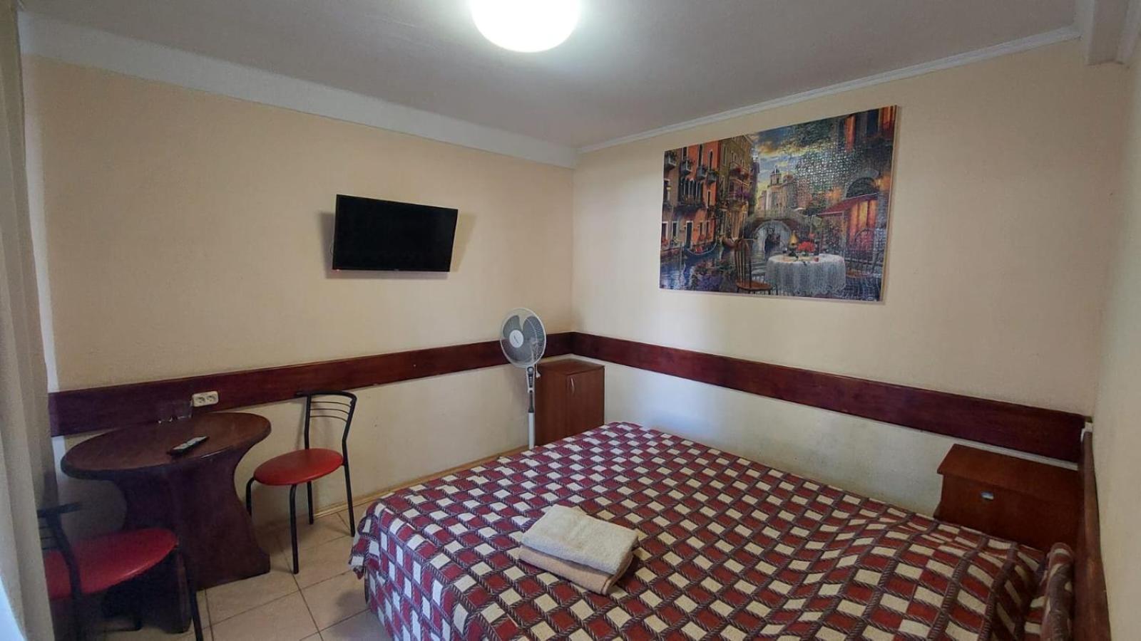 Hotel Desna Kut Киев Екстериор снимка