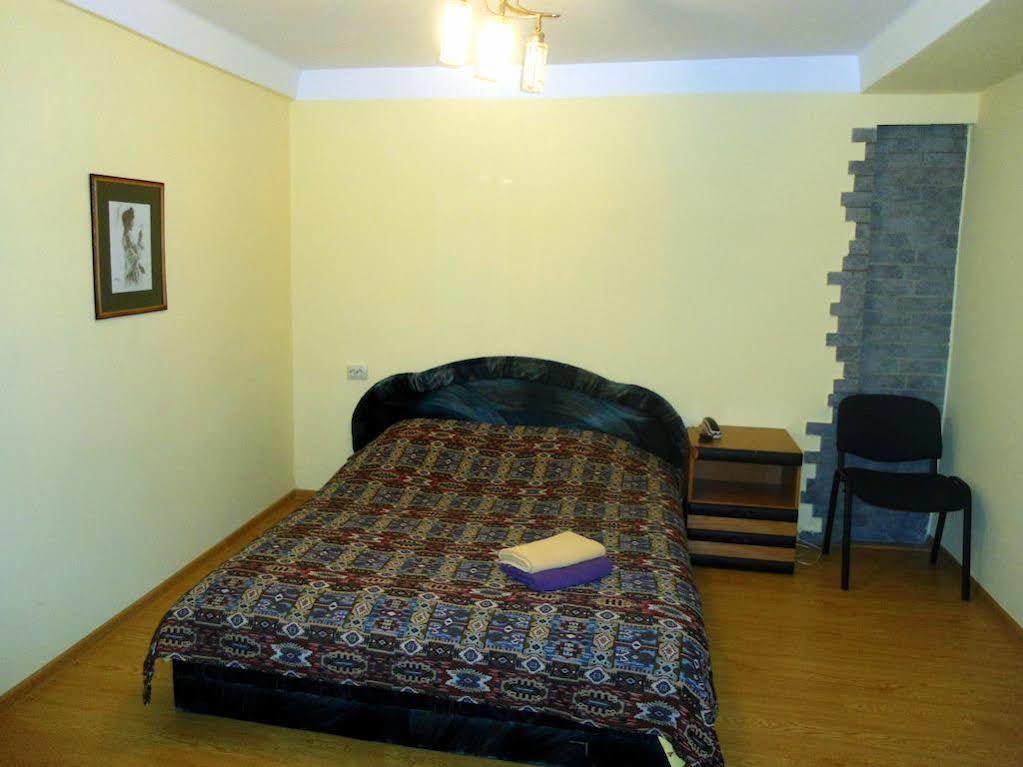 Hotel Desna Kut Киев Екстериор снимка