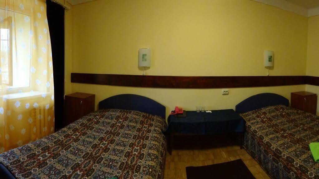 Hotel Desna Kut Киев Екстериор снимка