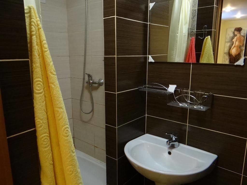 Hotel Desna Kut Киев Екстериор снимка