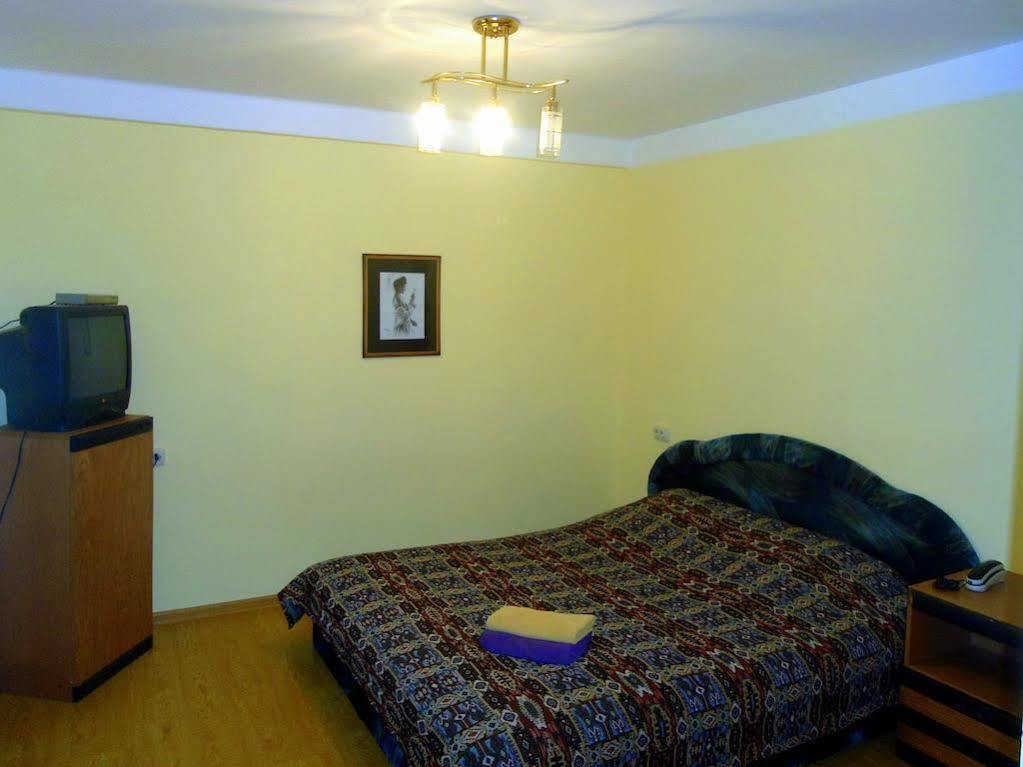 Hotel Desna Kut Киев Екстериор снимка