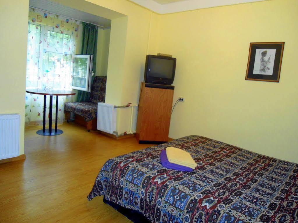 Hotel Desna Kut Киев Екстериор снимка